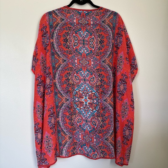 Feathers by Tolani | Vintage Anthropologie | Akari Kimono | One Size - Picture 8 of 12